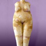 Artwork by artist Thais Borducchi, exhibited at Domio Gallery.