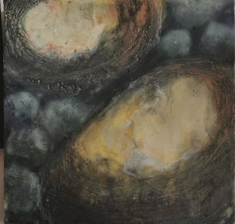 Artwork by artist Val Stangoe, exhibited at Domio Gallery.
