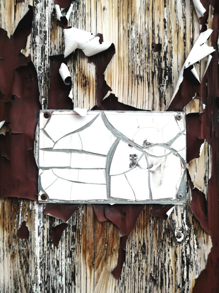 Ceramic Detail, 2025. by Mirjana Maćaš, exhibited at Domio Gallery.