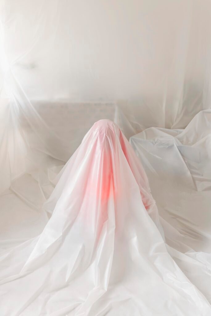 Rouge à l’Horizon Sans Fin, 2022-2024. by Yang Yue, exhibited at Domio Gallery.