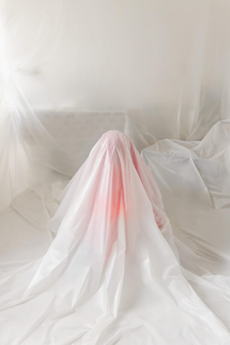 Rouge à l’Horizon Sans Fin, 2022-2024. by Yang Yue, exhibited at Domio Gallery.