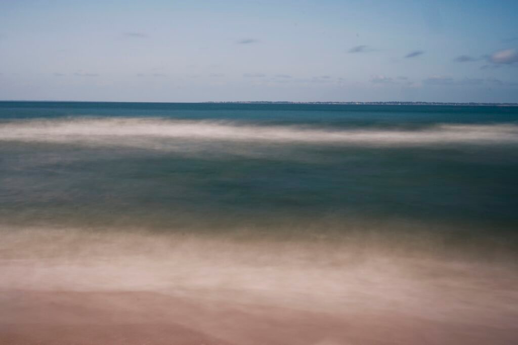 Blurred Waves, 2023. by Jean-Pierre Charbonnel, exhibited at Domio Gallery.