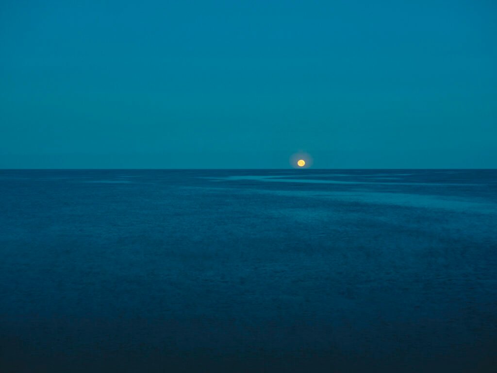 Versilia Blue Ritual #640, 2021, photography, 70x93 cm, 5000 €, ed. by Filippo Brancoli Pantera, exhibited at Domio Gallery.