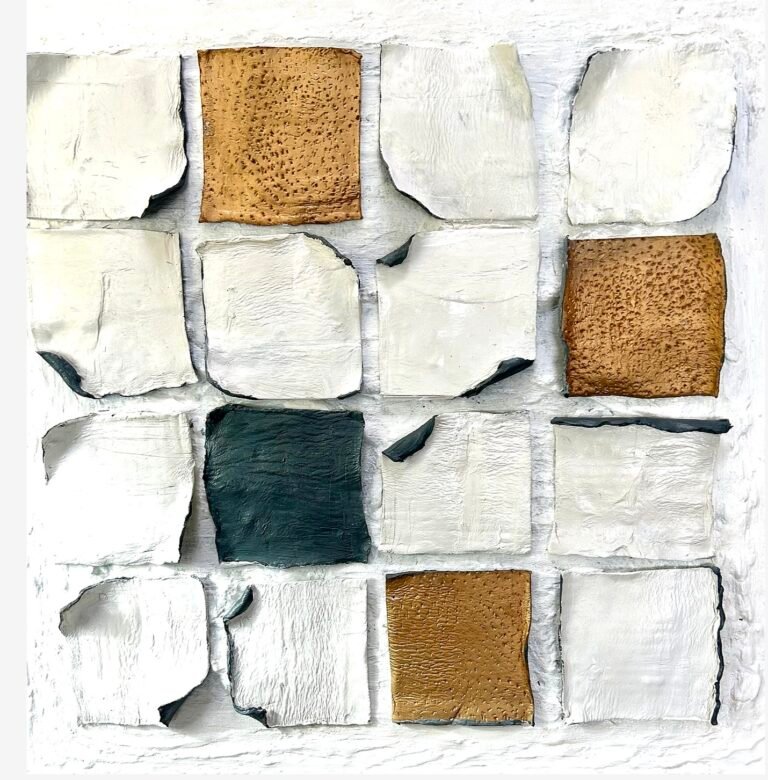 Flying away, 2026, mixed media on canvas, 100×100 cm by Elisabetta Galli, exhibited at Domio Gallery.
